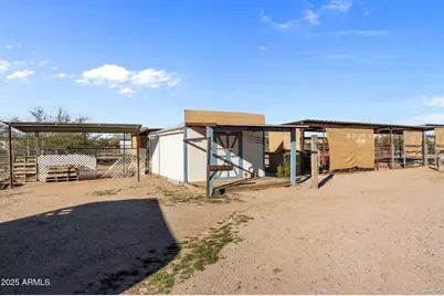 25124 W Saddle Mountain Road, Morristown, AZ 85342 - Photo 40
