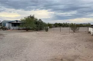 25124 W Saddle Mountain Rd, Morristown, AZ 85342 - Photo 44