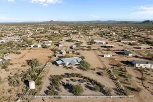 25124 W Saddle Mountain Rd, Morristown, AZ 85342 - Photo 30