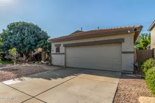 166 N Brett St, Gilbert, AZ 85234 - Photo 2