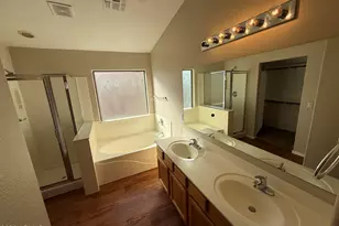 8102 W Hammond Ln, Phoenix, AZ 85043 - Photo 18