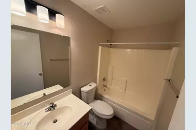 8102 W Hammond Lane, Phoenix, AZ 85043 - Photo 14