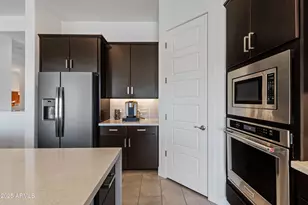 25980 N 104th Dr, Peoria, AZ 85383 - Photo 36