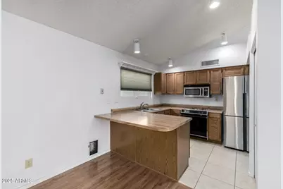 5233 W Jupiter Way N, Chandler, AZ 85226 - Photo 8