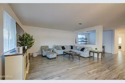 10426 W Crown King Road, Tolleson, AZ 85353 - Photo 6