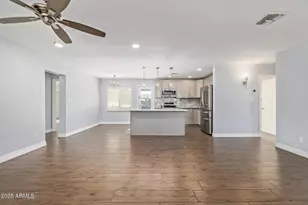 2439 E Minnezona Ave, Phoenix, AZ 85016 - Photo 6