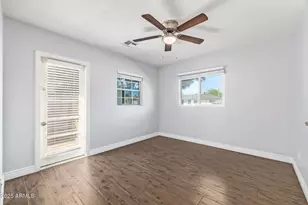 2439 E Minnezona Ave, Phoenix, AZ 85016 - Photo 16
