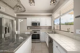 3411 E Desert Trumpet Rd, Phoenix, AZ 85044 - Photo 20