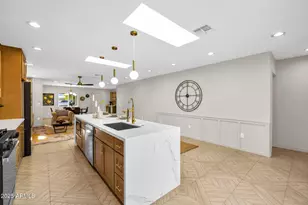 1540 E Cheery Lynn Rd, Phoenix, AZ 85014 - Photo 10