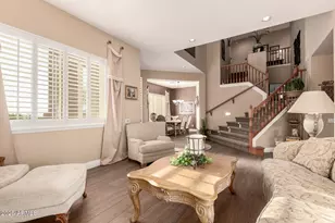 203 W Desert Flower Ln, Phoenix, AZ 85045 - Photo 12