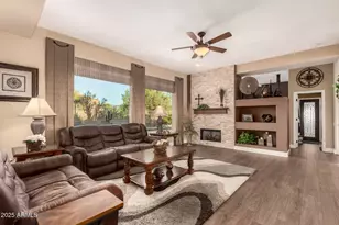 203 W Desert Flower Ln, Phoenix, AZ 85045 - Photo 6