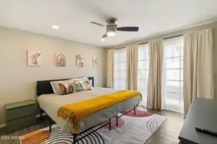 7802 E MacKenzie Dr, Scottsdale, AZ 85251 - Photo 12