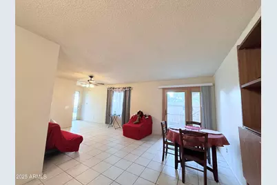 5046 W New World Drive, Glendale, AZ 85302 - Photo 6