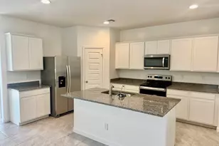 5835 E Freesia Ln, San Tan Valley, AZ 85140 - Photo 4