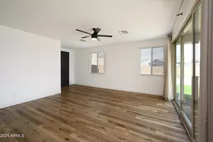 10037 W Cashman Dr, Peoria, AZ 85383 - Photo 6