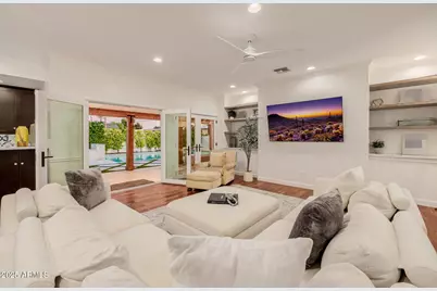 4021 E Glenrosa Avenue, Phoenix, AZ 85018 - Photo 24