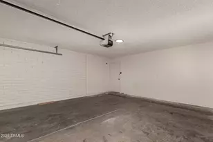 6801 S Palm Dr, Tempe, AZ 85283 - Photo 26