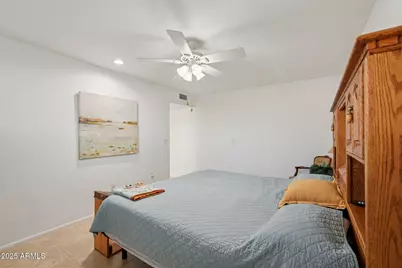 11165 W Cameo Drive, Sun City, AZ 85351 - Photo 14