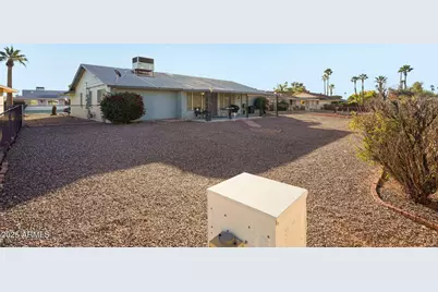 11165 W Cameo Drive, Sun City, AZ 85351 - Photo 32