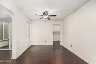 5139 W Mission Ln, Glendale, AZ 85302 - Photo 10