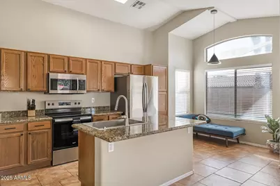 14911 W Port Royale Lane, Surprise, AZ 85379 - Photo 8