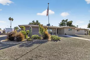 649 N 61st Pl, Mesa, AZ 85205 - Photo 2