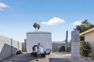 649 N 61st Pl, Mesa, AZ 85205 - Photo 34