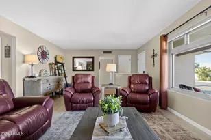 649 N 61st Pl, Mesa, AZ 85205 - Photo 6