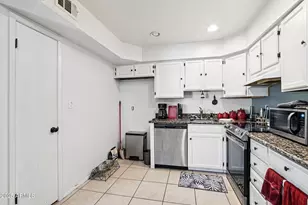 2121 S Pennington, Mesa, AZ 85202 - Photo 6