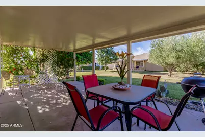 13610 N Hawthorn Drive, Sun City, AZ 85351 - Photo 18