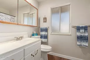 13610 N Hawthorn Dr, Sun City, AZ 85351 - Photo 14