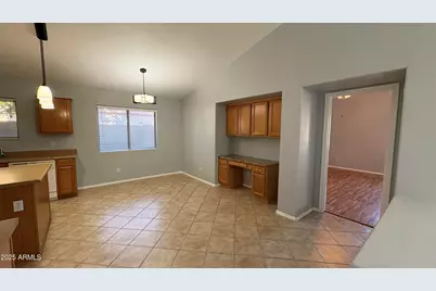 9214 W Ross Avenue, Peoria, AZ 85382 - Photo 8