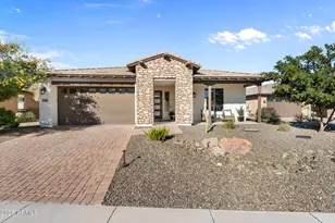 3900 N Ridge Runner Way, Wickenburg, AZ 85390 - Photo 1