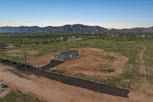 18110 N Amelia Dr, Maricopa, AZ 85139 - Photo 2