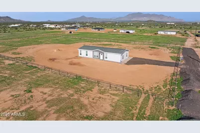 18110 N Amelia Drive, Maricopa, AZ 85139 - Photo 48