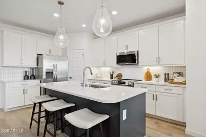 11868 W Burnside Trail, Peoria, AZ 85383 - Photo 8