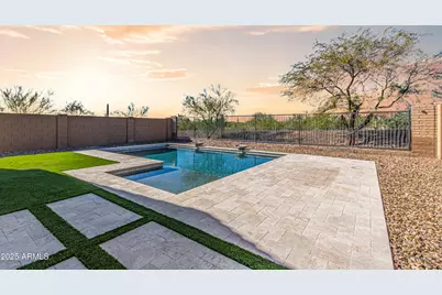 30620 N 138th Avenue, Peoria, AZ 85383 - Photo 2