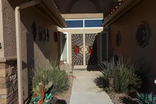 9354 W Escuda Dr, Peoria, AZ 85382 - Photo 2