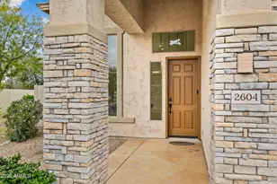 2604 E Glass Ln, Phoenix, AZ 85042 - Photo 4