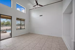 2604 E Glass Ln, Phoenix, AZ 85042 - Photo 10