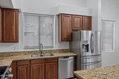 2604 E Glass Lane, Phoenix, AZ 85042 - Photo 16