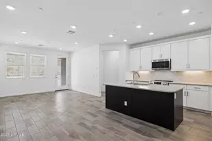 32617 N Smokeview Trl, Peoria, AZ 85383 - Photo 4