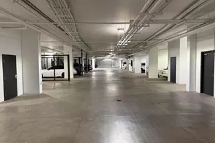 5250 E Deer Valley Dr, Phoenix, AZ 85054 - Photo 24