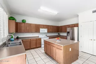 10355 W Willow Ln, Avondale, AZ 85392 - Photo 14