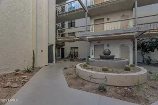 5102 N 31st Pl, Phoenix, AZ 85016 - Photo 20