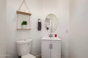 3221 N 37th St, Phoenix, AZ 85018 - Photo 16