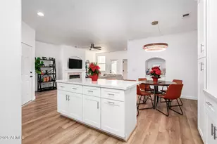 3221 N 37th St, Phoenix, AZ 85018 - Photo 14