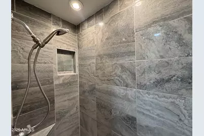 2214 N 24th Place, Phoenix, AZ 85008 - Photo 8