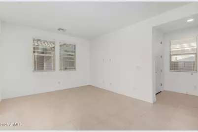 14633 W Sand Hills Road, Surprise, AZ 85387 - Photo 4