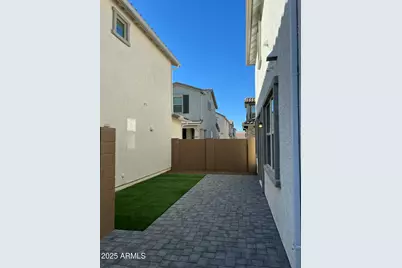 14633 W Sand Hills Road, Surprise, AZ 85387 - Photo 32